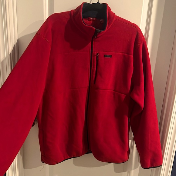 COPY - IZOD Soft Shell Jacket - Picture 1 of 7